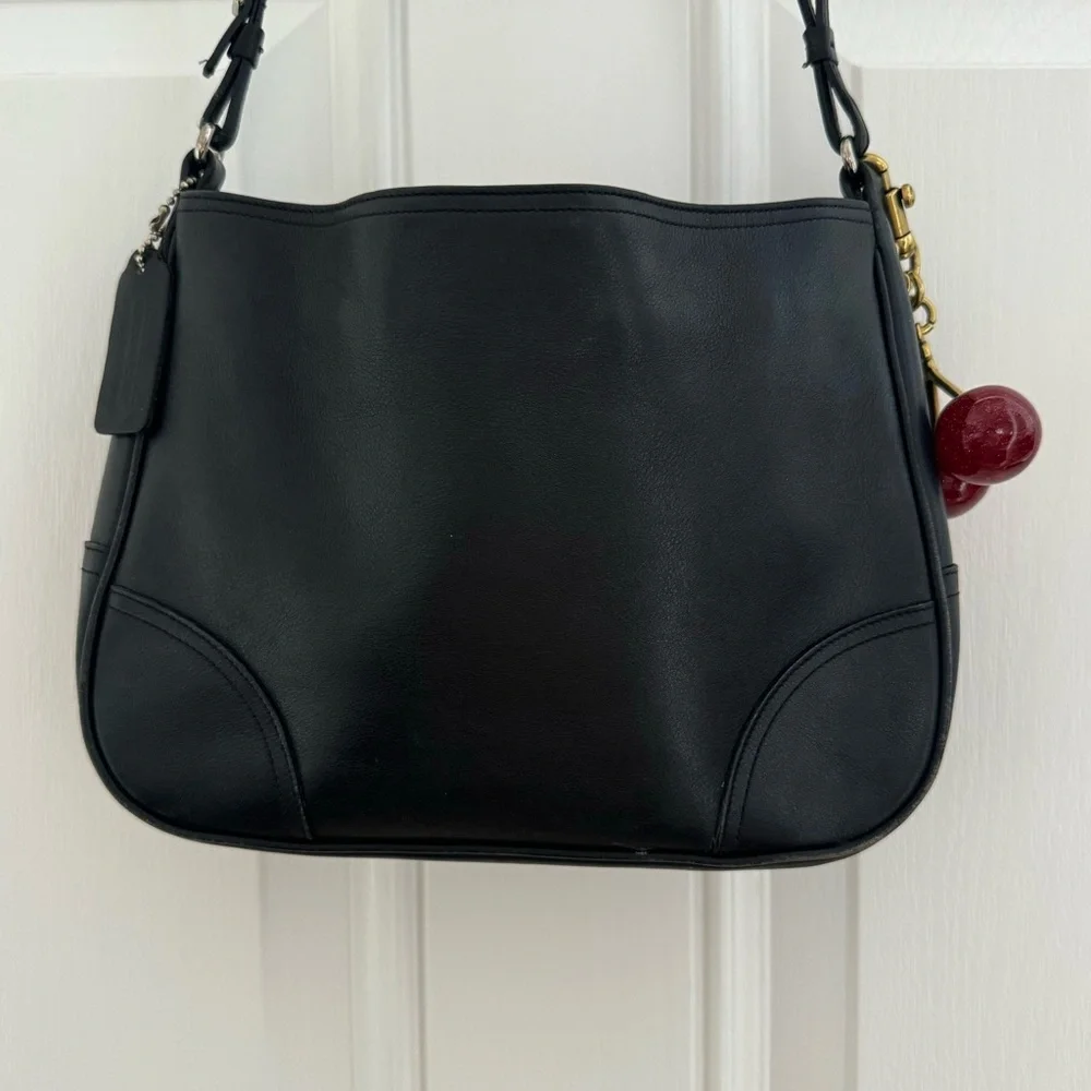 Coach | vintage | butter leather | 8148 shoulder bag purse